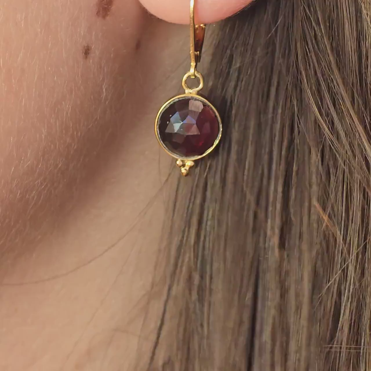 Garnet gold round dangle Earrings